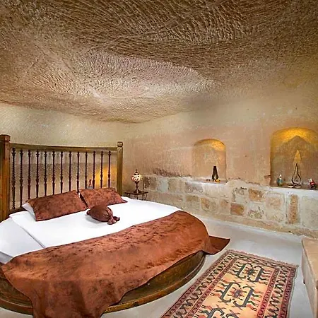 Romantic Cave Otel 5*