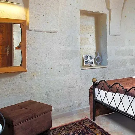 Romantic Cave Otel