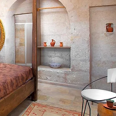 Otel Romantic Cave