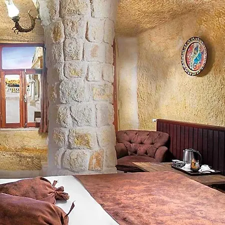 Otel Romantic Cave 5*